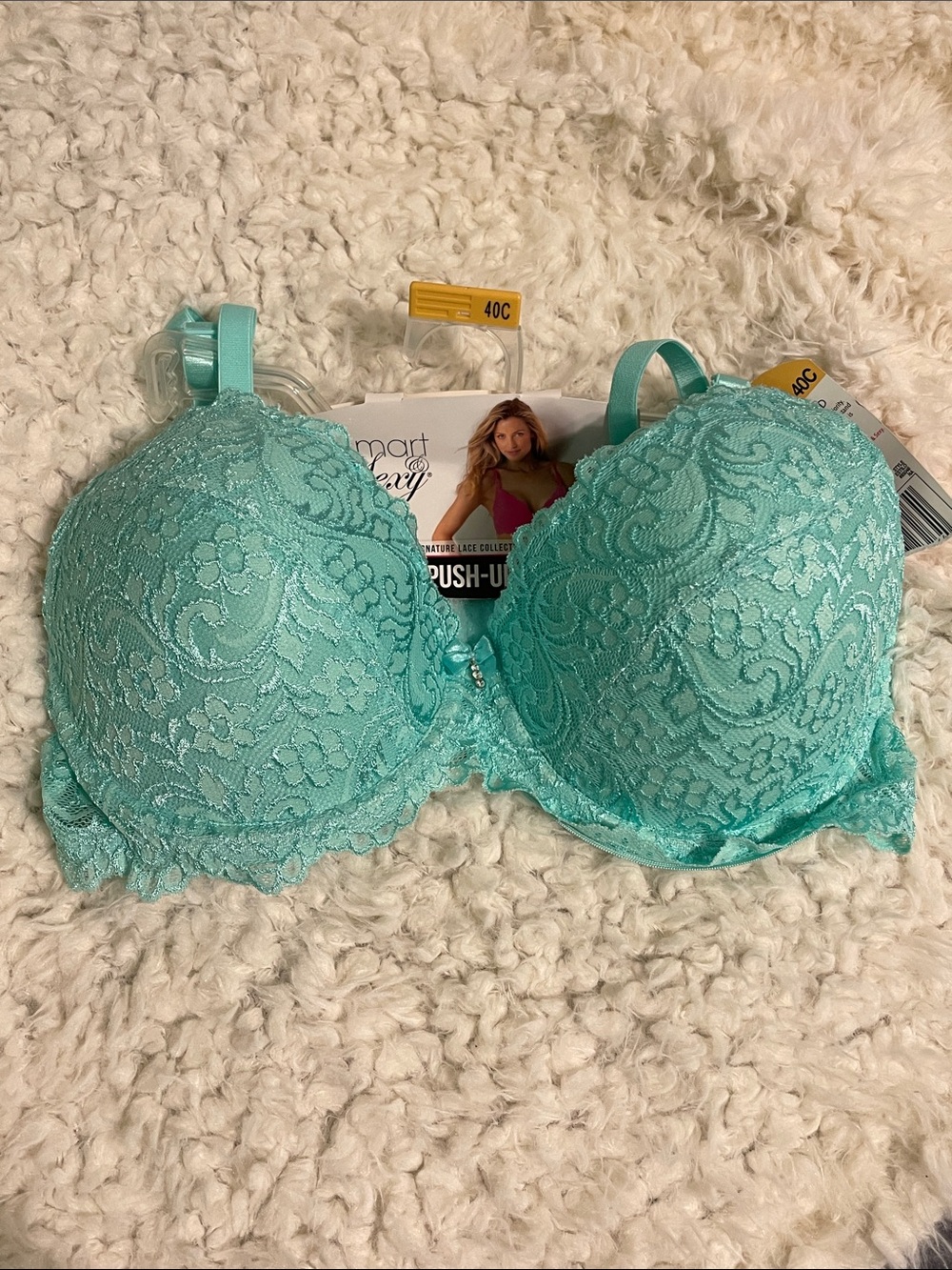 New smart & sexy Lace Push-Up Bra 40C with Floral Detail